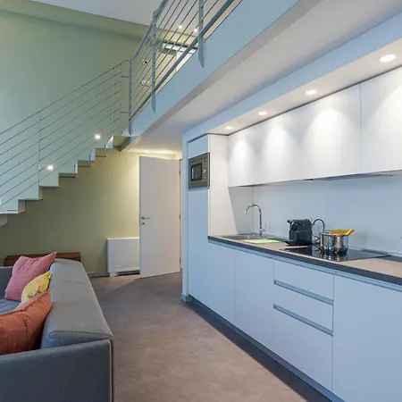 Del Duomo - By Myhomeincomo