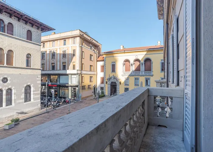 Del Duomo - By Myhomeincomo Apartamento